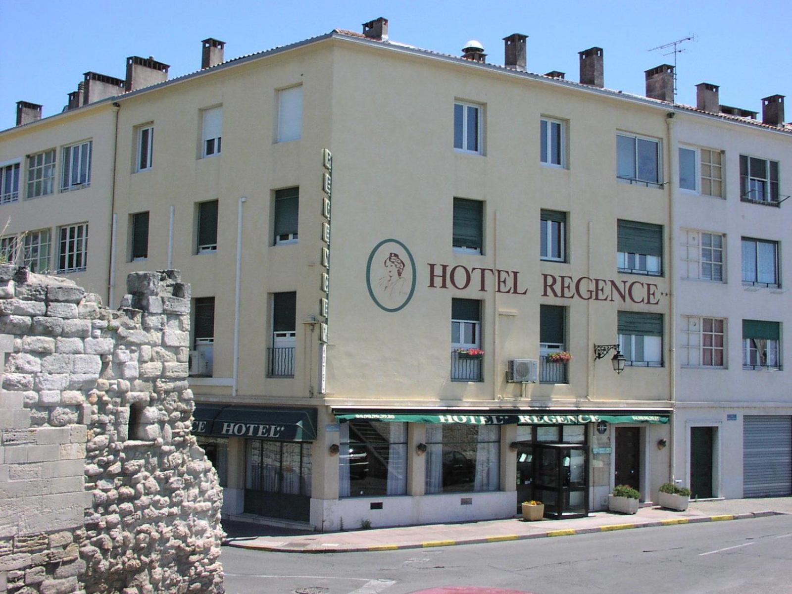 فندق آرْلْفي  Le Regence المظهر الخارجي الصورة
